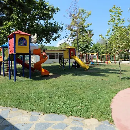 Rizom Tatil Koyu * Samanli