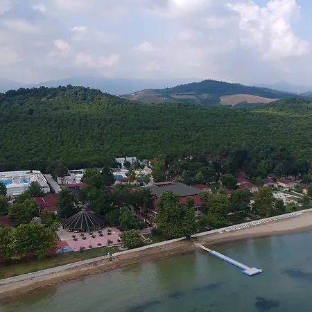 Курортный комплекс Rizom Tatil Koyu Samanli