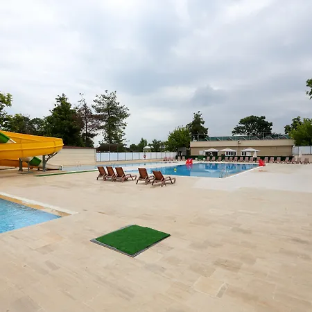 Rizom Tatil Koyu *