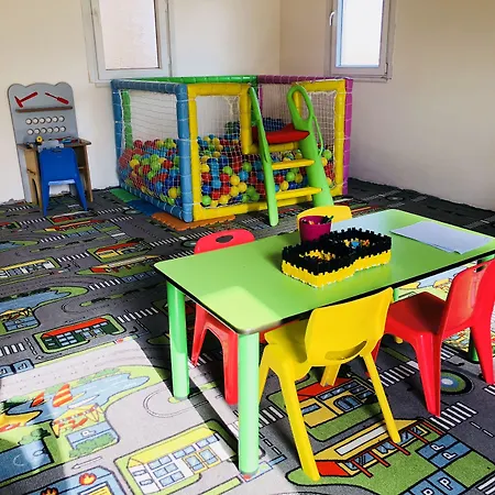 منتجع Rizom Tatil Koyu *