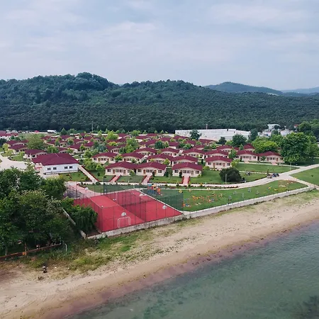 Rizom Tatil Koyu Samanli