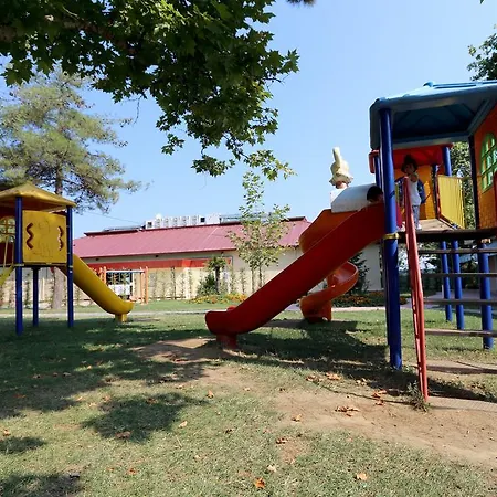 منتجع Rizom Tatil Koyu Samanli