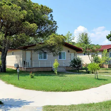 Rizom Tatil Koyu
