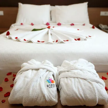 Rizom Tatil Koyu * Samanli